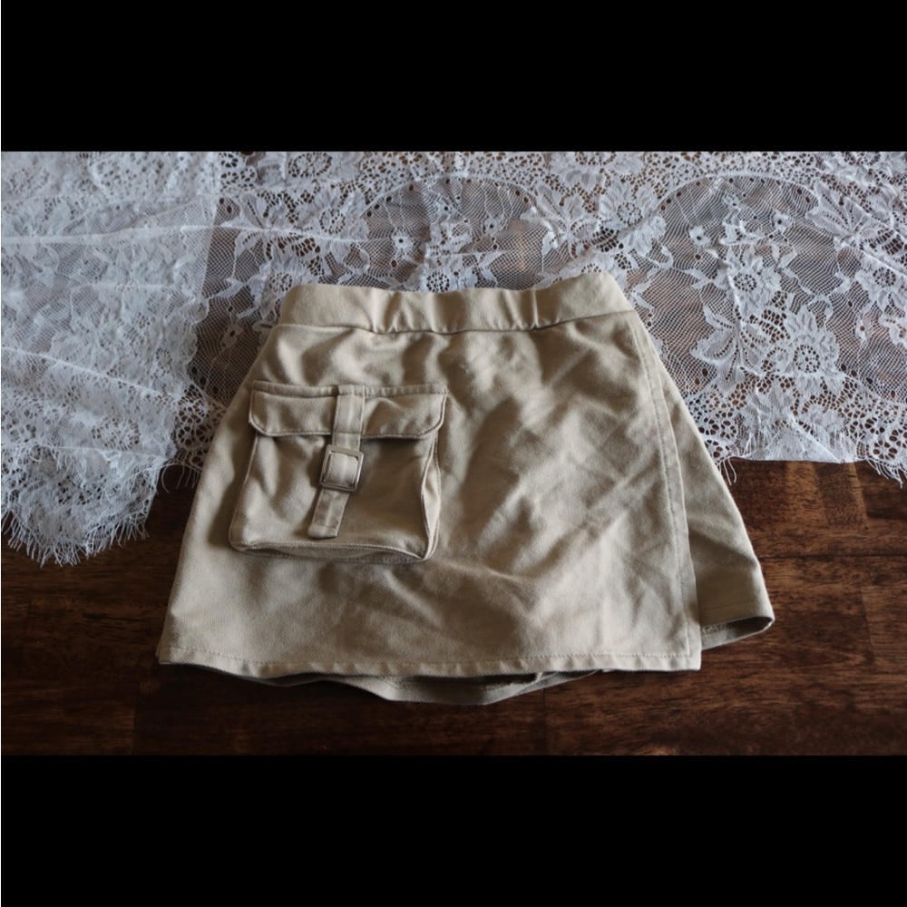 Zara Beige Elastic Waist Skirt